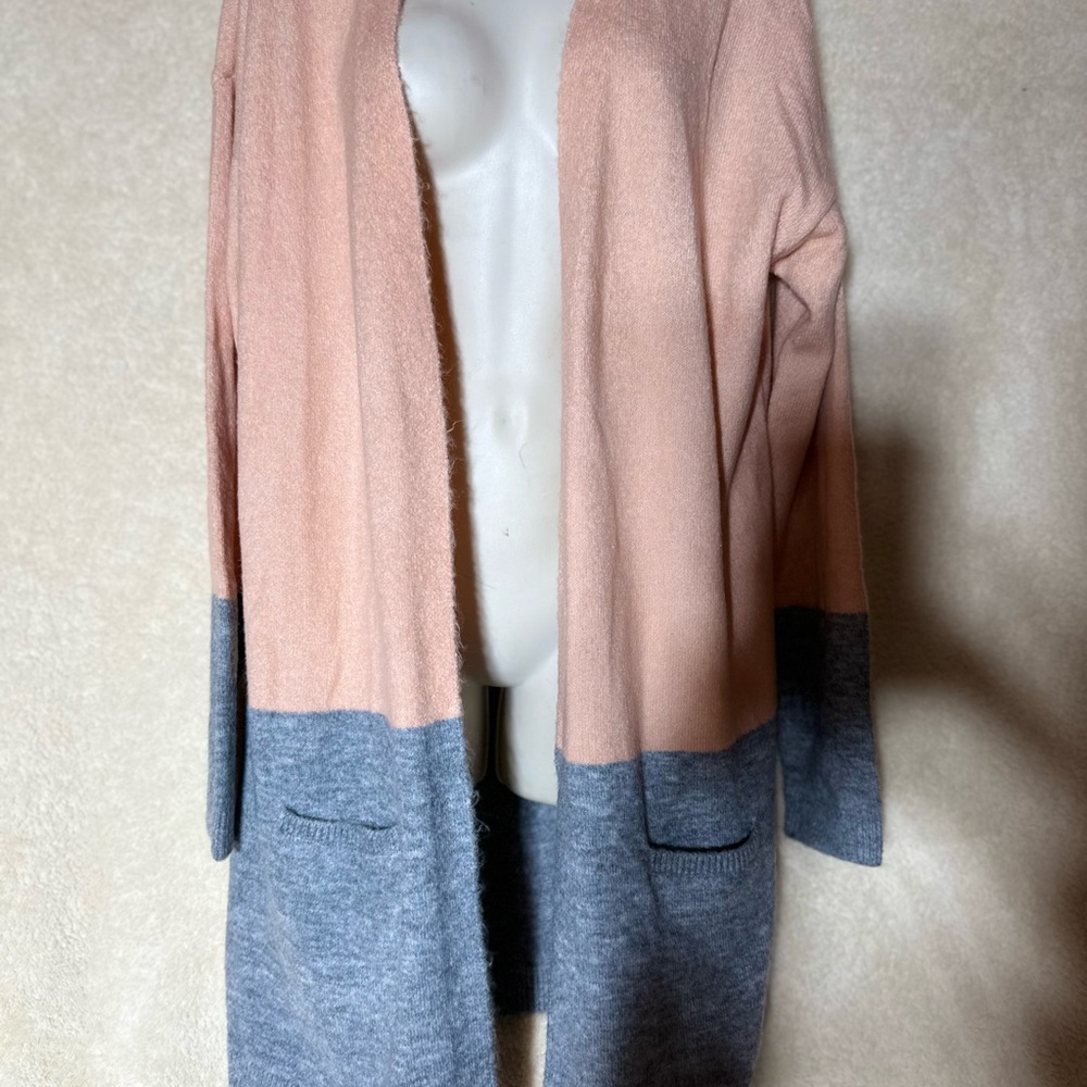 Women's Pink and Gray Open Front Sweater